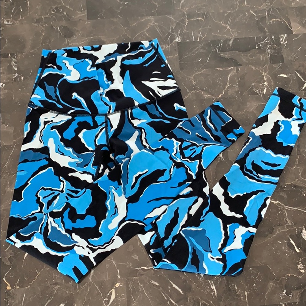 Lulu Lemon Leggings 6